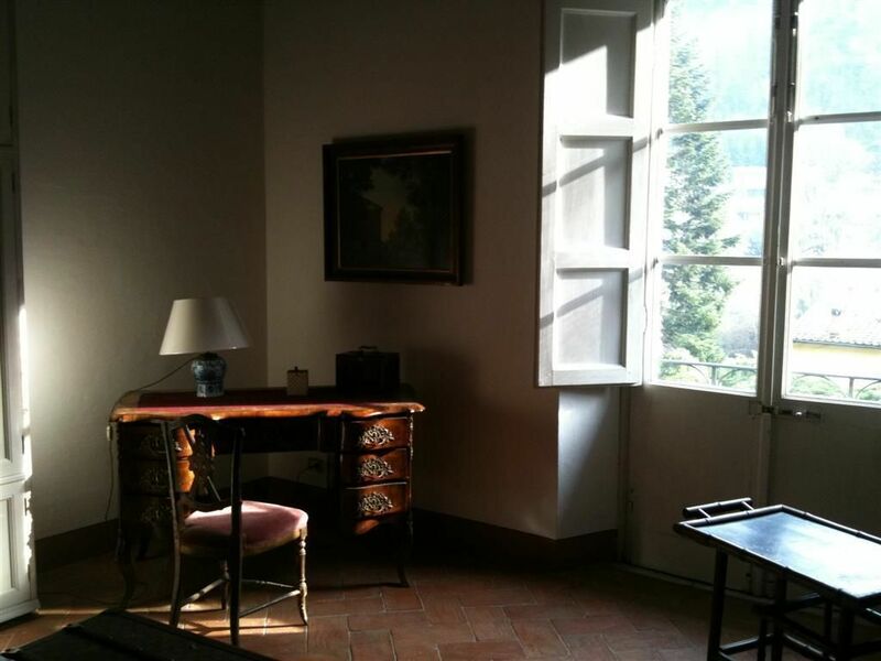 Accommodation:&nbsp;Byron House