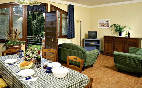 Accommodation:&nbsp;Tenute Di Badia Bilocale a 2