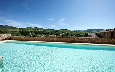 Gaiole Suites: Water, Sky, Plant, Water Resources, Cloud, Blue, Rectangle, Natural Landscape, Swimming Pool