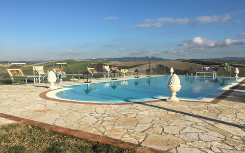 Villa Barbara: Swimming Pool, Azure, Water Feature, Aqua, Composite Material, Flagstone, Resort Town, Resort, Tile, Hotel