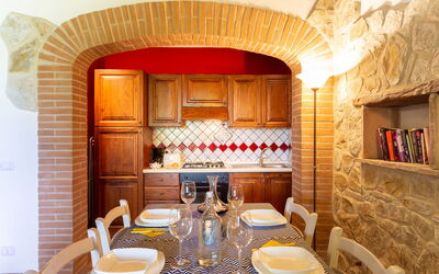 Accommodation:&nbsp;Coccinelle