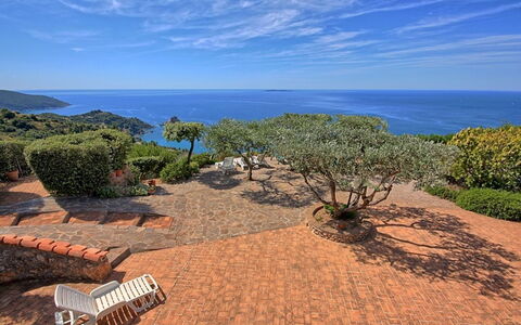 Raggio Di Sole Sull'argentario: Vegetation, Property, Coast, Shore, Sea, Tree, Real Estate, Beach, Bay, Ocean