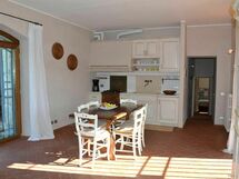 Accommodation:&nbsp;Lyra