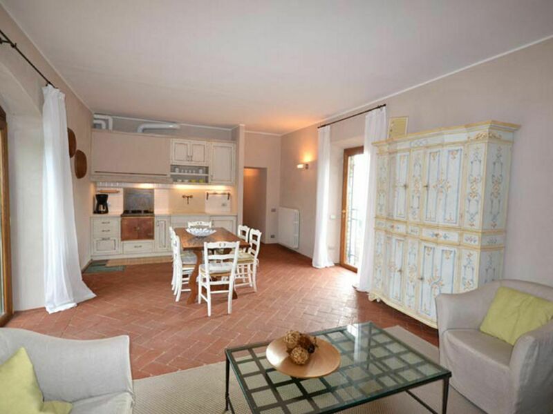 Accommodation:&nbsp;Lyra