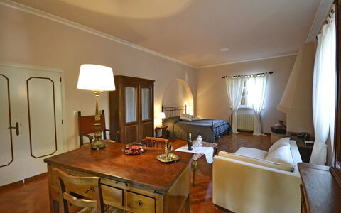 Villa Mimosa: Room, Property, Furniture, Building, Interior Design, Floor, Hardwood, House, Real Estate, Ceiling