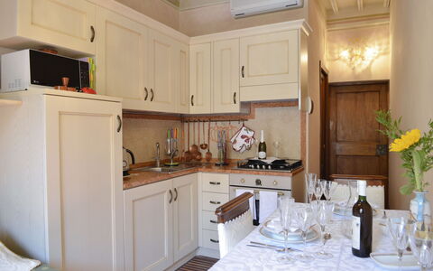 Appartamento Il Teatro: Countertop, Room, Cabinetry, Kitchen, Furniture, Property, Building, Interior Design, Home, House