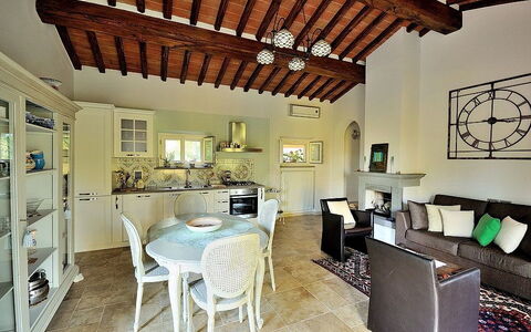 Villa Rosmarino: Property, Room, Building, Interior Design, Ceiling, House, Furniture, Real Estate, Dining Room, Home