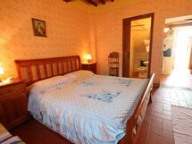 Accommodation:&nbsp;Biancospino