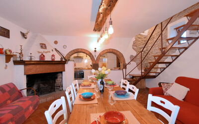 Casale Elena