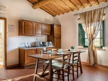 agriturismo-la-papessa-chianti-san-donato-farmhouse-oleandro-diningroom