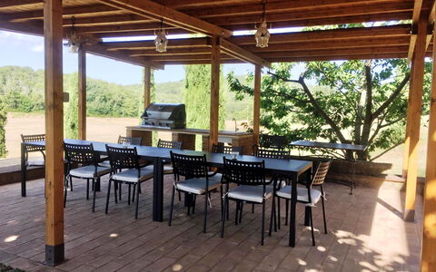 Villa Le Caggia: Property, Real Estate, Building, Room, House, Patio, Home, Table, Porch, Furniture