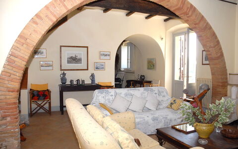 Podere San Giovanni: Plant, Couch, Property, Furniture, Table, Houseplant, Window, Flowerpot, Building, Picture Frame