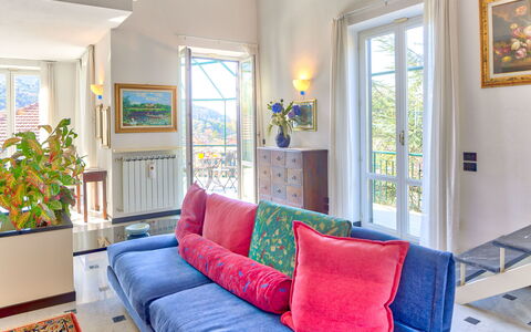 Villa Helvezia - Levanto: Room, Living Room, Furniture, Property, Couch, Interior Design, House, Building, Home, Yellow