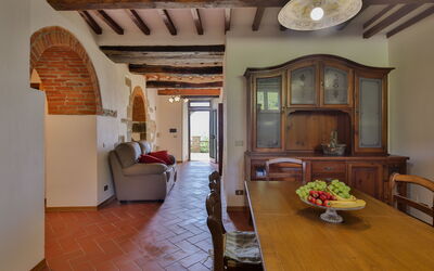 La Vite: Room, Property, Building, Interior Design, Furniture, Ceiling, Floor, Living Room, Hardwood, House