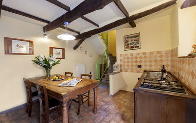 Partigliano 2: Property, Room, Building, Ceiling, Interior Design, Furniture, House, Floor, Real Estate, Beam