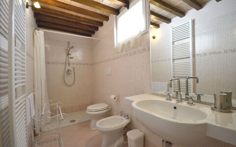 Villa Il Palazzone: Bathroom, Property, Room, Interior Design, Building, Architecture, Real Estate, Tile, Plumbing Fixture, House