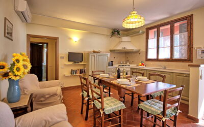 Accommodation:&nbsp;Casa Rossa 5