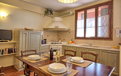 Accommodation:&nbsp;Casa Rossa 5