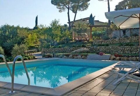 Gli Appartamenti Di Manuela: Swimming Pool, Property, Real Estate, House, Building, Leisure, Resort, Home, Backyard, Villa