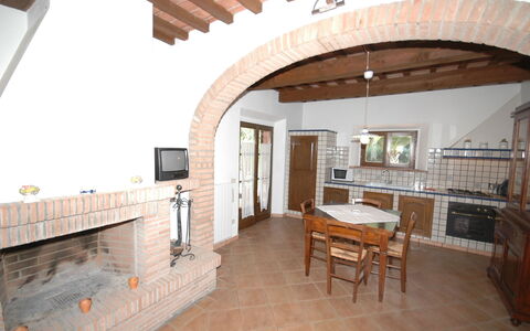 Poderino: Property, Building, Room, House, Real Estate, Floor, Loft, Interior Design, Ceiling, Home