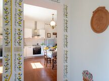 Accommodation:&nbsp;Sandra