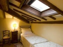 Accommodation:&nbsp;Deluxe 2