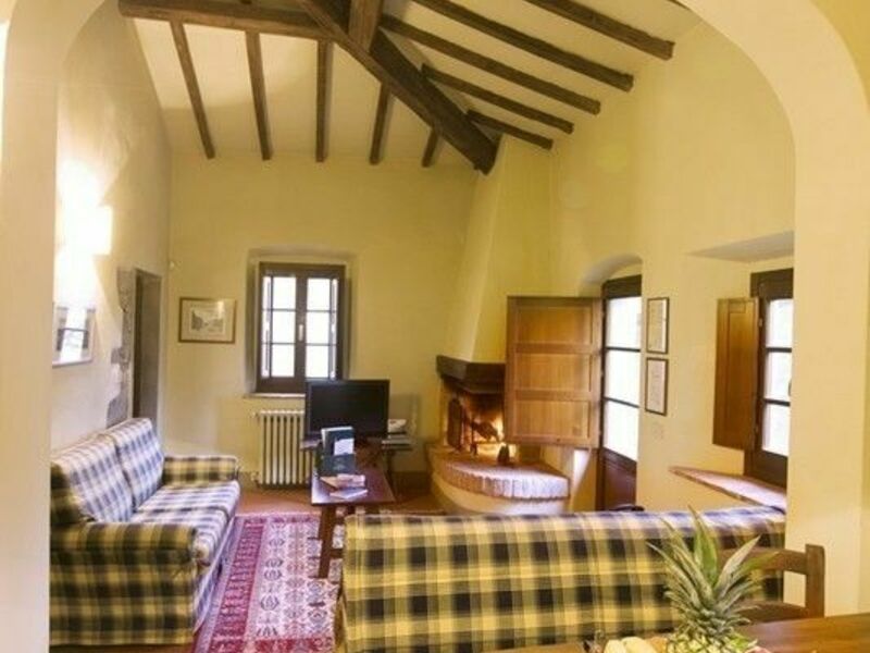 Accommodation:&nbsp;Deluxe