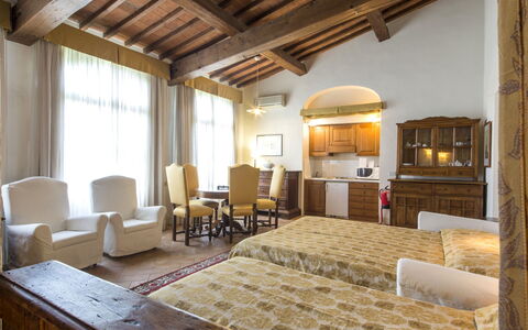 Accommodation:&nbsp;Solatio 740.7