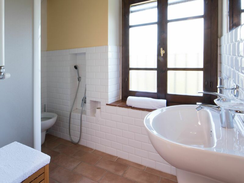 Accommodation:&nbsp;Camera Junior 203a