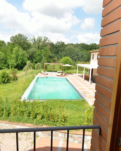 Il Sogno Tra i Vigneti: Property, Real Estate, House, Building, Room, Swimming Pool, Grass, Tree, Vacation, Home