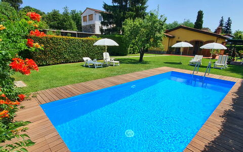La Capannella: Water, Plant, Property, Building, Sky, Swimming Pool, Nature, Azure, Tree, Shade