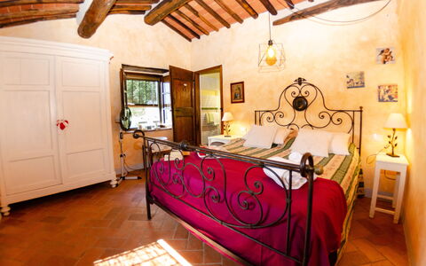 Podere L'istrice: Bedroom, Room, Property, Furniture, Bed, Interior Design, Building, Ceiling, Bed Frame, Bed Sheet