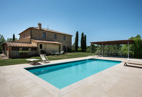 Villa Felciai: Water, Sky, Plant, Property, Building, Swimming Pool, Tree, Grass, Shade, Rectangle