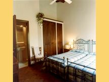 Accommodation:&nbsp;Montespertoli Trilo