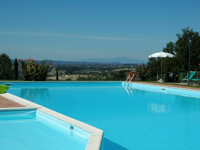 Montespertoli Apartments