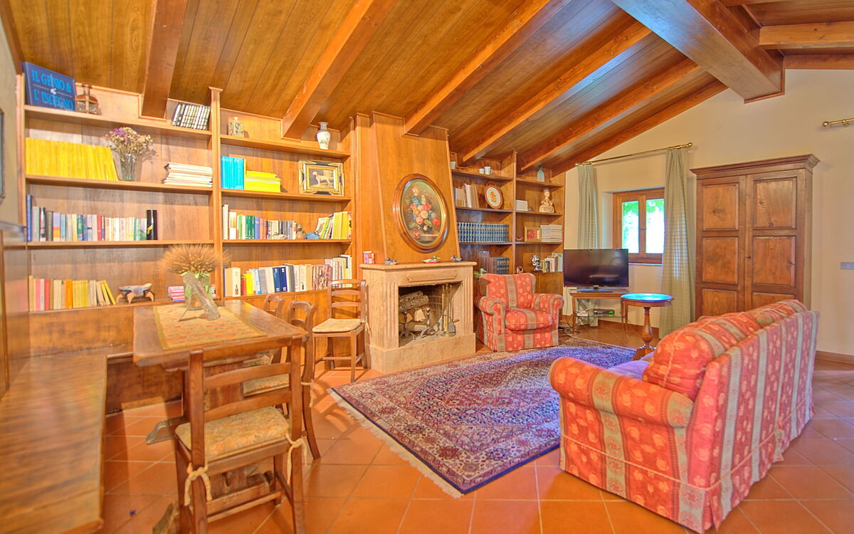 Accommodation:&nbsp;Libreria