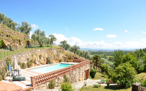 Agli Olivi: Property, Real Estate, Building, Estate, House, Home, Villa, Swimming Pool, Landscape, Vacation