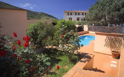 Rosa Di Nisporto: Property, Real Estate, House, Building, Swimming Pool, Villa, Apartment, Home, Yard, Backyard