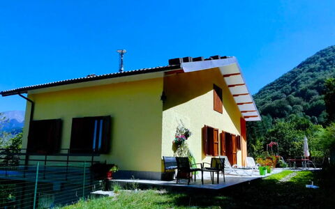 Ai Cuori: House, Cottage, Rural Area, Home, Hill Station, Mountain Range, Farmhouse, Village, Porch, Valley