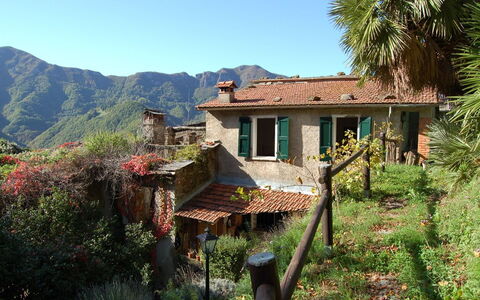 Emilia: Property, House, Mountain Village, Home, Building, Rural Area, Village, Real Estate, Hill Station, Roof