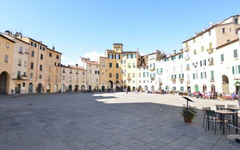 San Michele: Town Square, City, Town, Public Space, Plaza, Human Settlement, Building, Neighbourhood, Mixed-Use, Sky