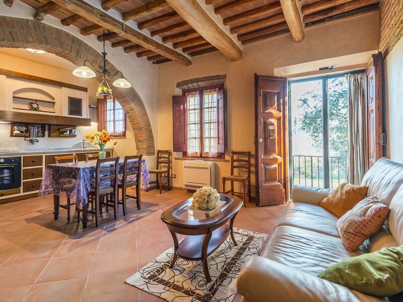 Accommodation:&nbsp;Smeraldo