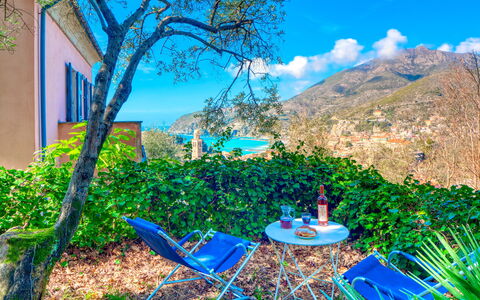 Olivi Del Mesco - Levanto: Blue, Green, Vegetation, Natural Landscape, Majorelle Blue, Tree, Sky, Grass, Real Estate, Landscape