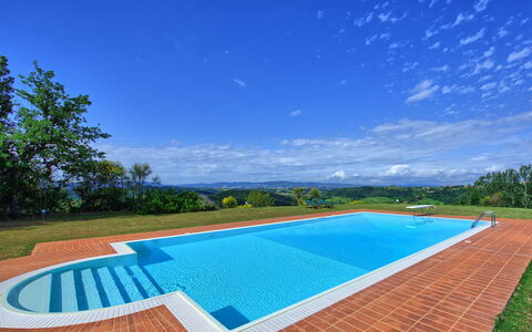 Casa Legoli: Swimming Pool, Property, Real Estate, House, Estate, Home, Leisure, Villa, Grass, Vacation