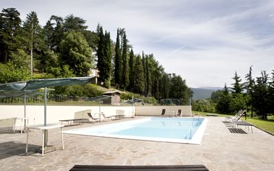 Villa Della Nave: Swimming Pool, Property, Tree, Composite Material, Tile, Concrete, Rectangle, Garden, Villa, Yard