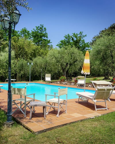 Casa Tonio: Swimming Pool, Property, Backyard, Real Estate, House, Leisure, Estate, Grass, Home, Tree