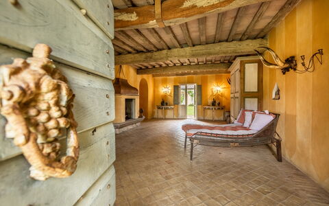 Lavacchio 12: Building, Wood, Interior Design, Floor, Wall, Door, Hardwood, Real Estate, Flooring, House