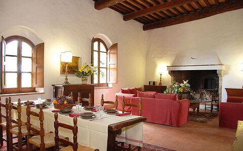 Malmantile: Building, Room, Property, Interior Design, Restaurant, Furniture, Ceiling, Table, House, Architecture