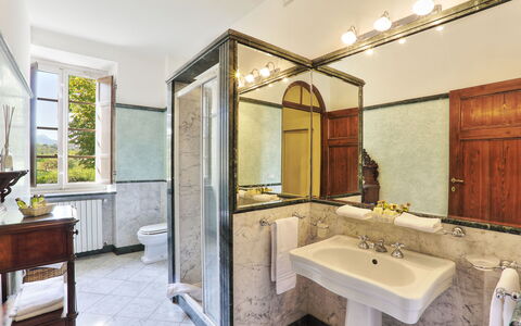 Villa Clara 20: Room, Property, Bathroom, Building, Interior Design, House, Furniture, Real Estate, Ceiling, Estate