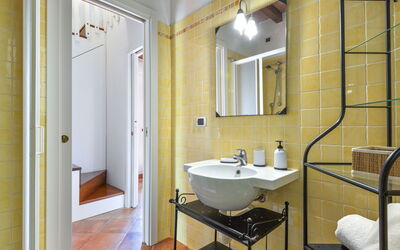 Accommodation:&nbsp;Mezzo Ortano 646.2